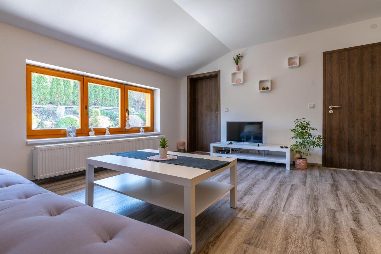 Apartman U Krizku Jihlava Exterior foto